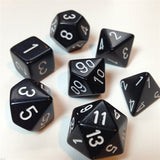 Dice: 7 pc: Opaque: Black / White (EN) (Special Order)