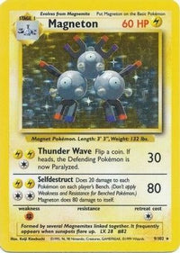 Magneton (9/102)  - Base Set Holofoil