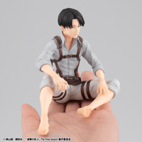 G.E.M. Series Attack on Titan Palm size Squad Captain Levi (Pre-Order)