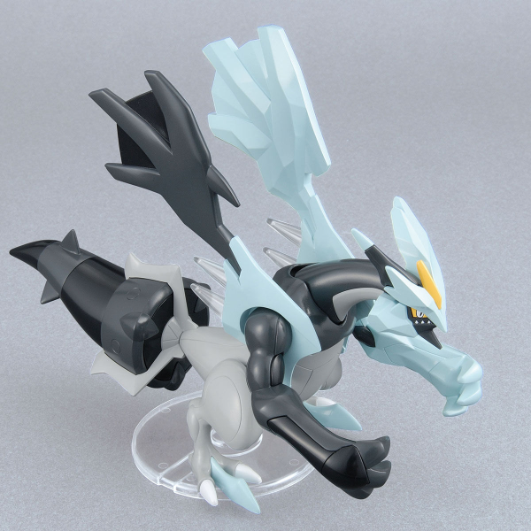 Pokémon Model Kit BLACK KYUREM (Pre-Order)