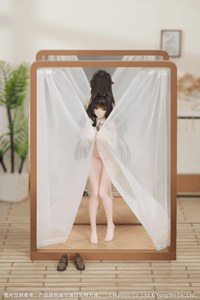 Gift+ 1/8 Trinidad: Trapper in the Changing Room Ver. (Pre-Order)