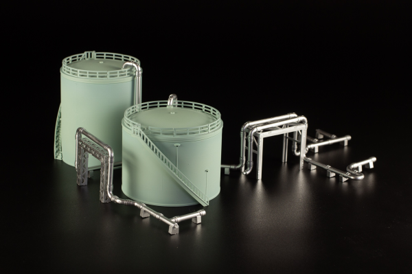 1/150 scale structure kit (Storage Tanks) (Pre-Order)
