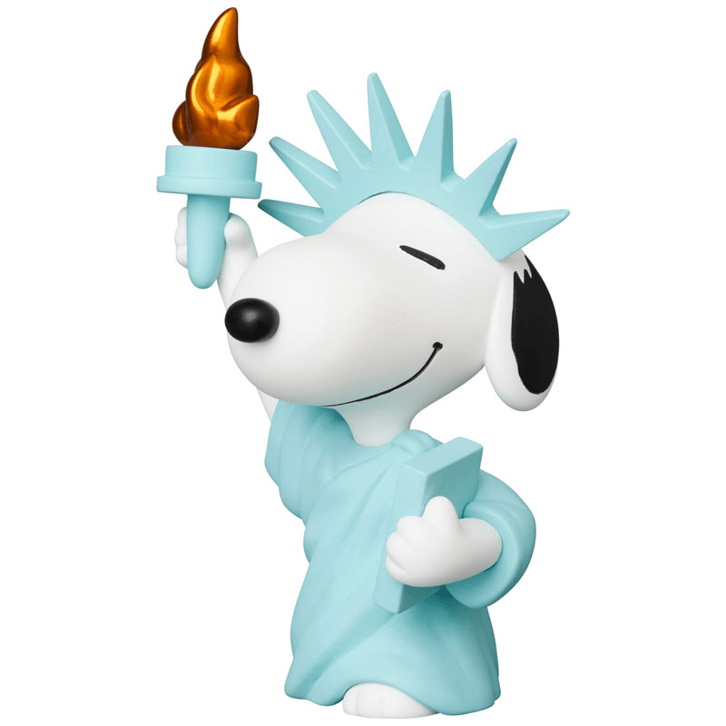 UDF PEANUTS SERIES 17 STATUE OF LIBERTY SNOOPY (Pre-Order)