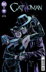 CATWOMAN #33 CVR A YANICK PAQUETTE (Special Order)