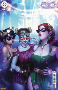 GOTHAM CITY SIRENS UNFIT FOR ORBIT #2 NOOBOVICH (Special Order)