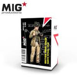 MIG 1/35 British Tank Crewman Eating - North Africa 1942 (Special Order)